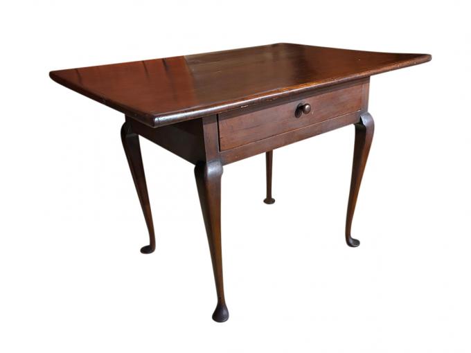 Queen Anne Tavern Table