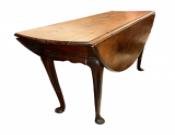 Queen Anne Drop-Leaf table